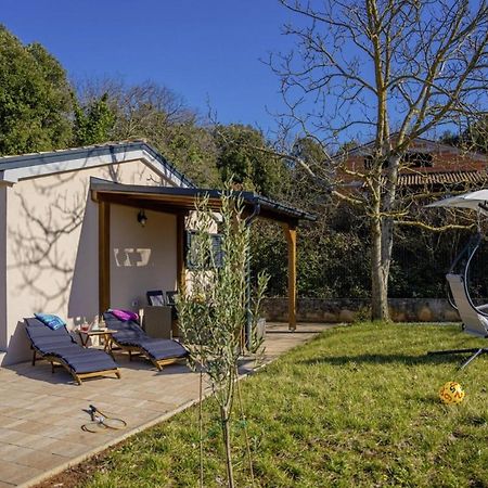 Modean In Pula - Haus Fuer 2-3 Personen Villa Exterior foto