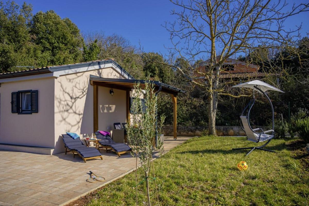 Modean In Pula - Haus Fuer 2-3 Personen Villa Exterior foto