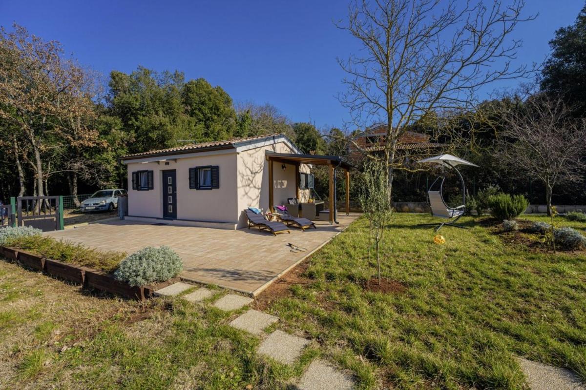 Modean In Pula - Haus Fuer 2-3 Personen Villa Exterior foto