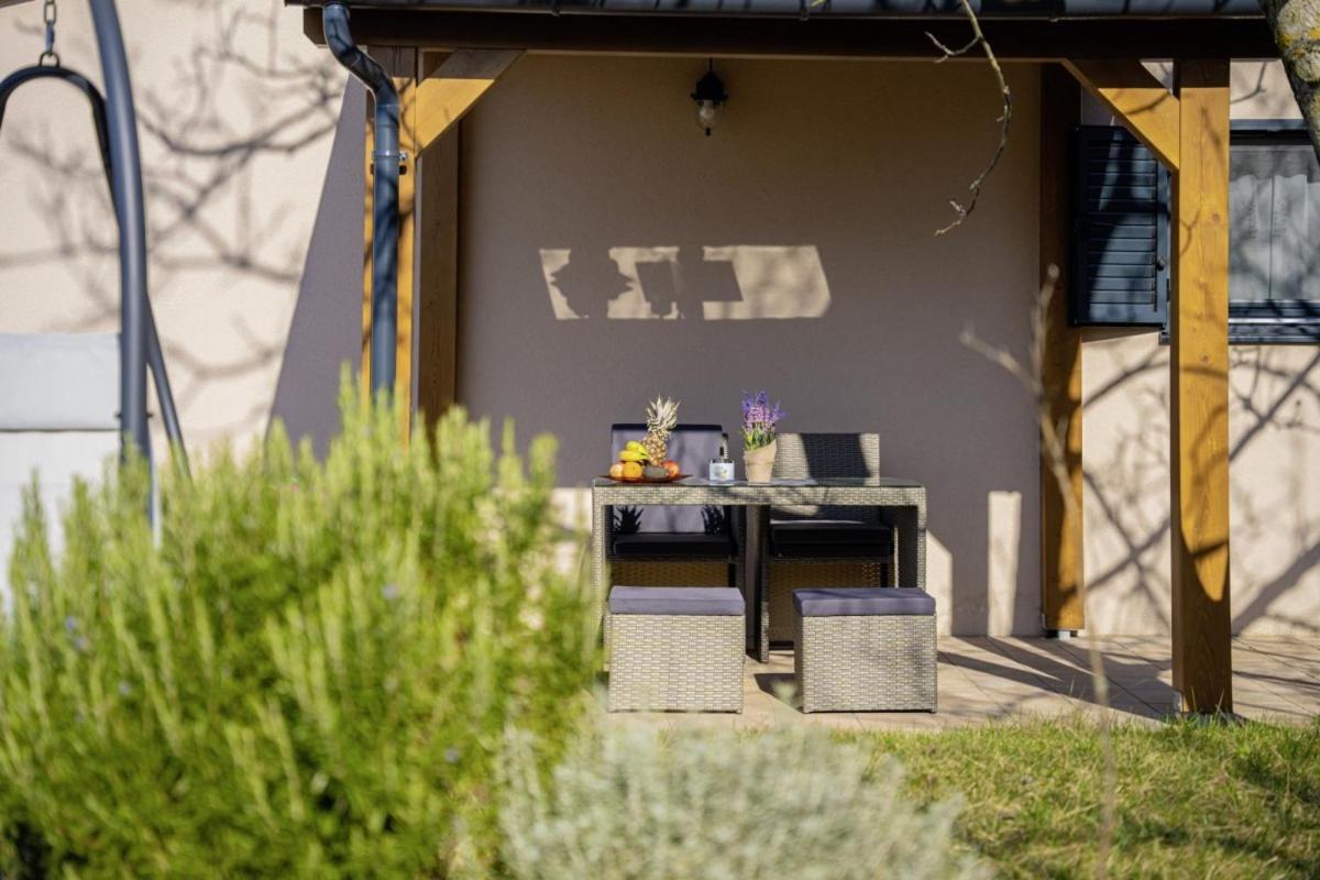 Modean In Pula - Haus Fuer 2-3 Personen Villa Exterior foto